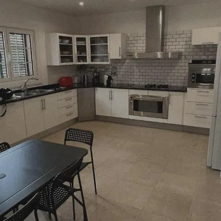 House Pilar Close To Vakantiehuis Funchal (Madeira)