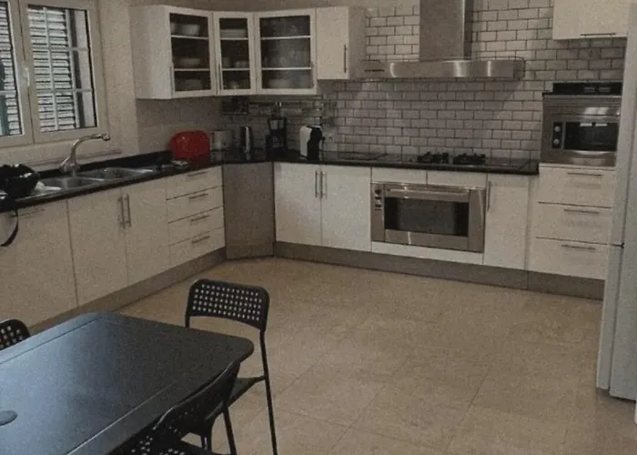 House Pilar Close To Holiday home Funchal (Madeira)